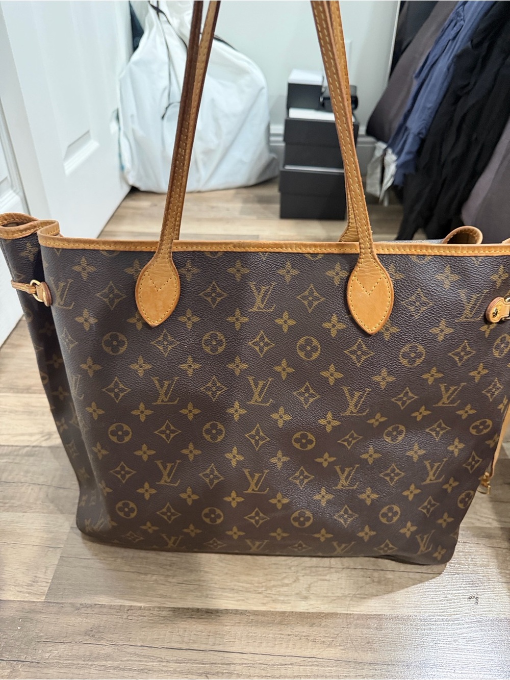 Louis Vuitton Monogram Neverfull Tote - Brown with Tan only worn on the inside